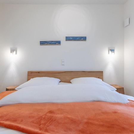 Ferienwohnung "Halligstork" Direkt Am Nordseedeich Mit Blick Auf Den See Nordstrand Eksteriør billede
